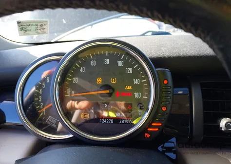 2016 Mini Hardtop Cooper z USA, uszkodzony, nr VIN WMWXP5C54G2D14585